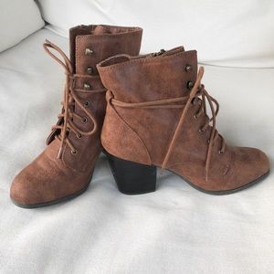 Daytrip Shoes - Chestnut Heeled Ankle Booties Daytrip Shoes - Chestnut Heeled Ankle Booties